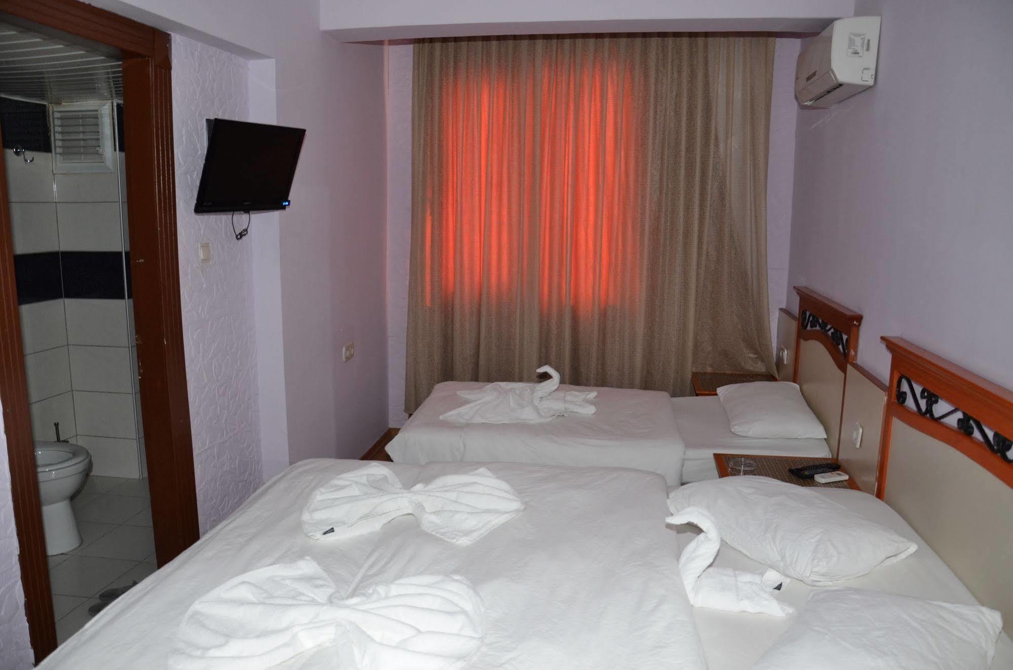 Ozturk Hotel Antalya Buitenkant foto