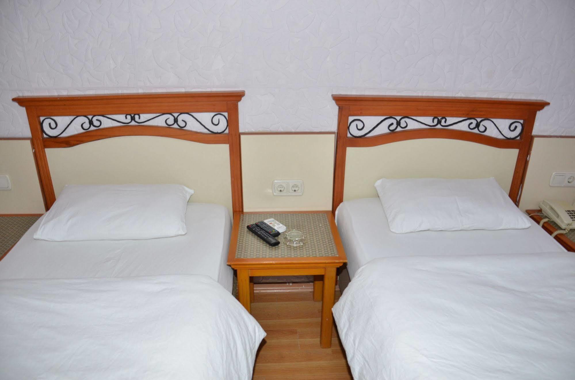 Ozturk Hotel Antalya Buitenkant foto