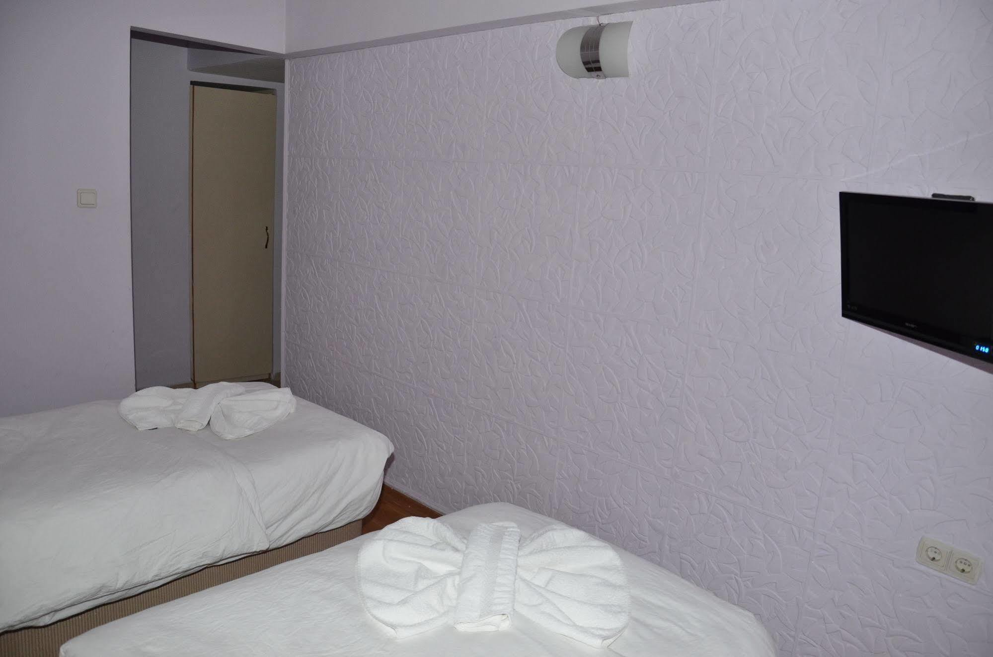 Ozturk Hotel Antalya Buitenkant foto